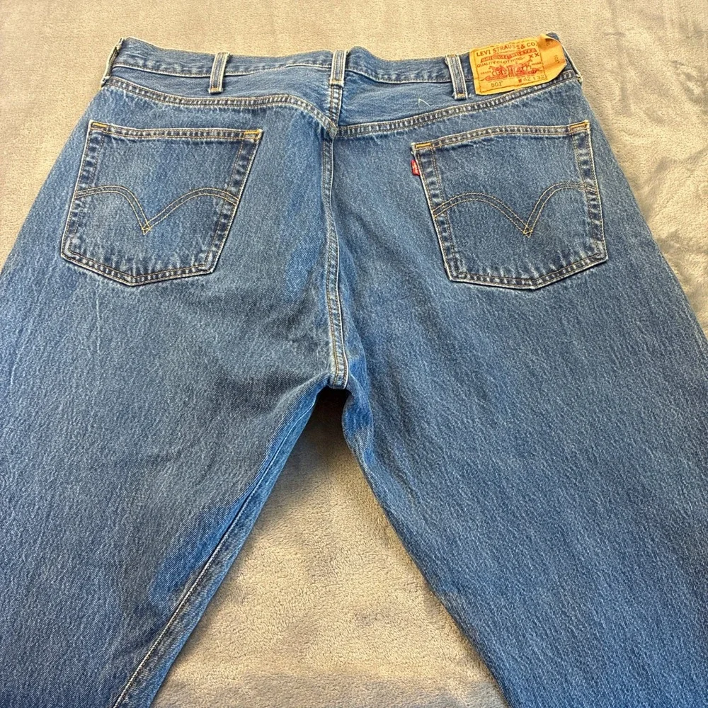 Levis 501 Original Fit Jeans Men's 42x32 Blue Denim Button Fly Straight Leg